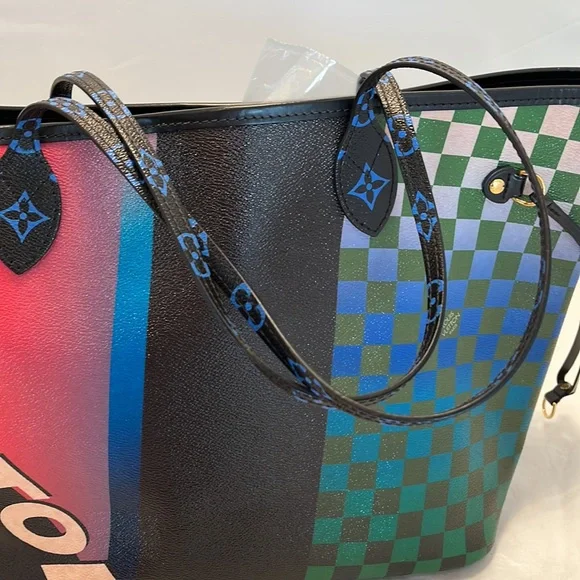 Louis Vuitton Race Neverfull MM - Picture 8 of 14